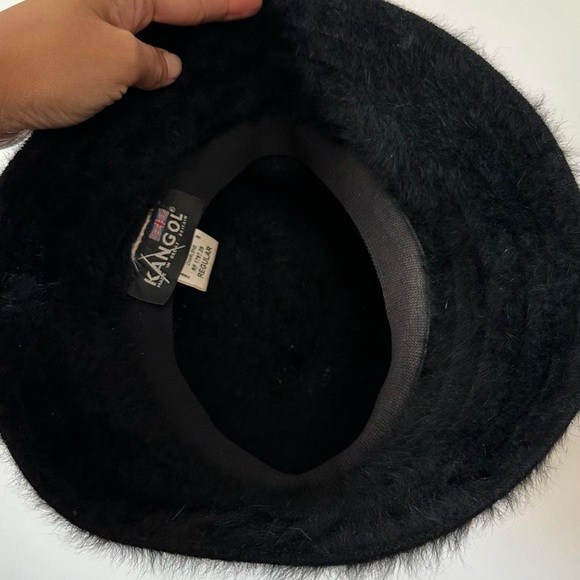 VINTAGE 90S KANGOL 'FURGORA' BLACK ANGORA FUR BUCKET HAT FALL/WINTER-Regular Fit - Picture 7 of 10